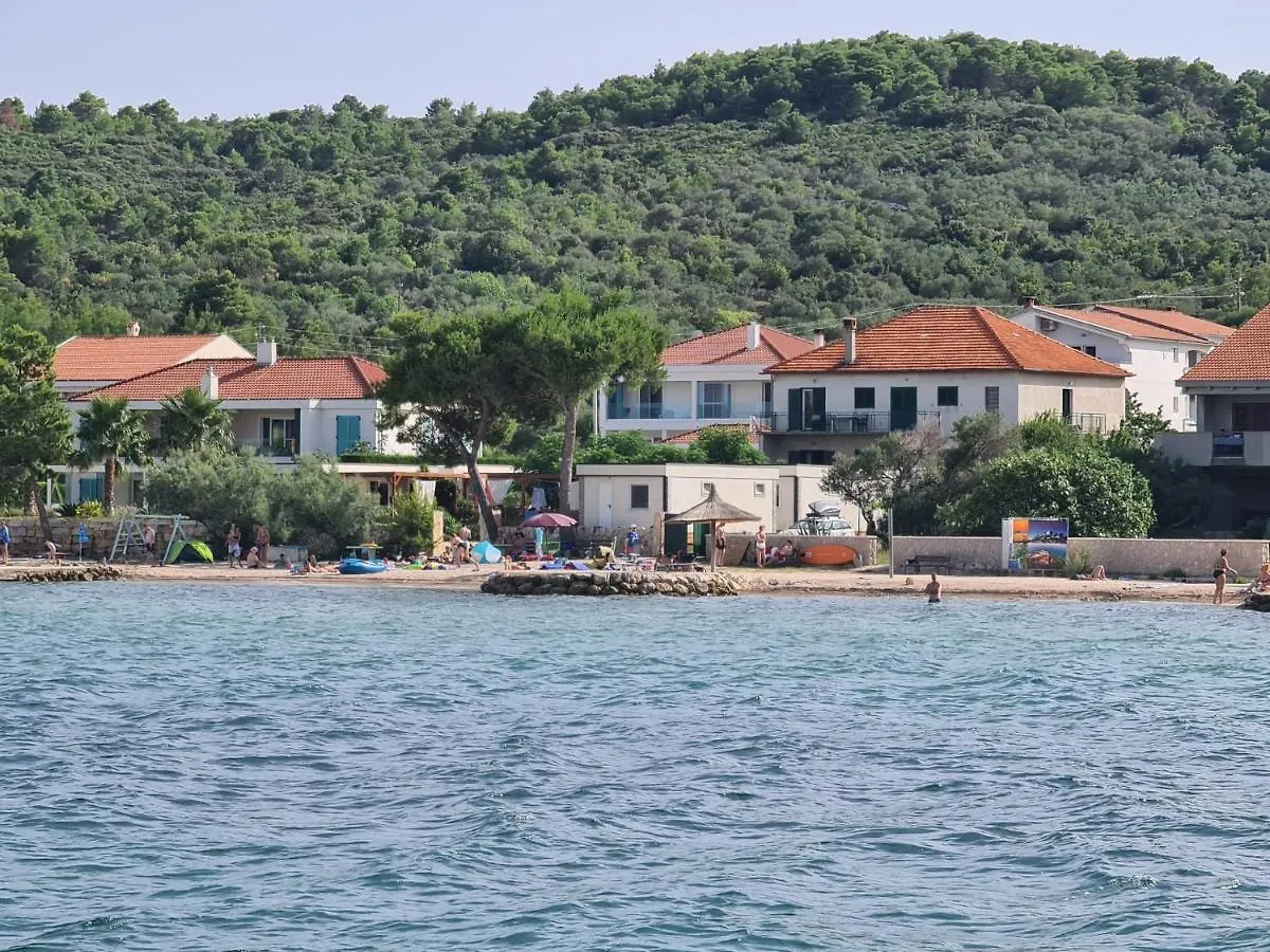 Apartmani Cosic Ante Dobropoljana Croatia